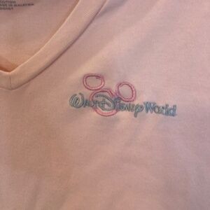 Disney Walt Disney World Womens Embroidered PINK Long Sleeve Shirt Sz M 2010s